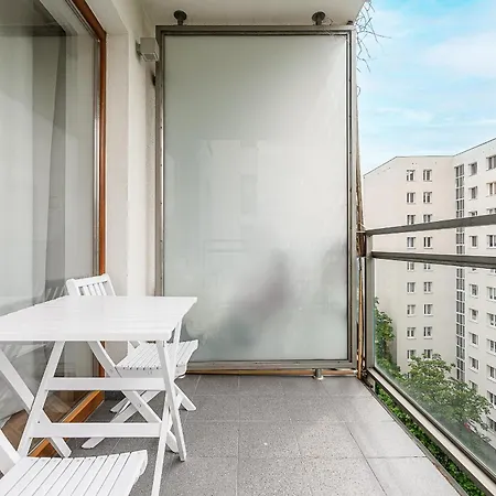 Apartment Aleja Komisji Edukacji Narodowej- P&o *