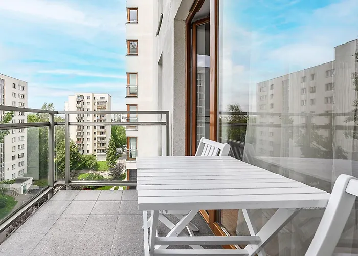 Apartment Aleja Komisji Edukacji Narodowej- P&o Warschau