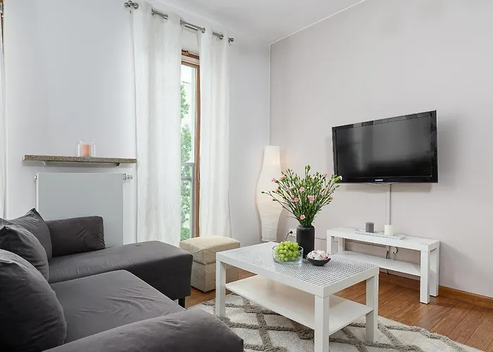 Aleja Komisji Edukacji Narodowej- P&o Warschau